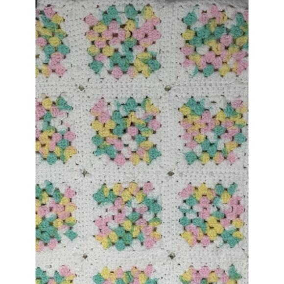 Vintage Handmade Crochet Baby Blanket Pastel Granny Square 32x48 Cottagecore EUC - Picture 3 of 6